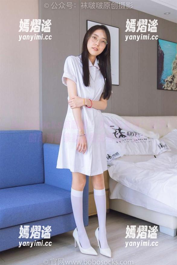 BoBoSocks袜啵啵 - 灰丝花絮版：稚予的高清图集就像阳光洒在午后！
