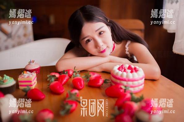 GIRLT果团网 - 图集《长腿》，莫雅淇就是那种能把腿气氛都带起来的博主！
