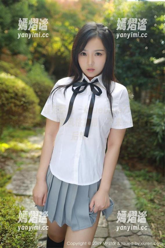 MFStar模范学院 - blueblue77日常的原图壁纸，果然风格独特，不来一张你会后悔！