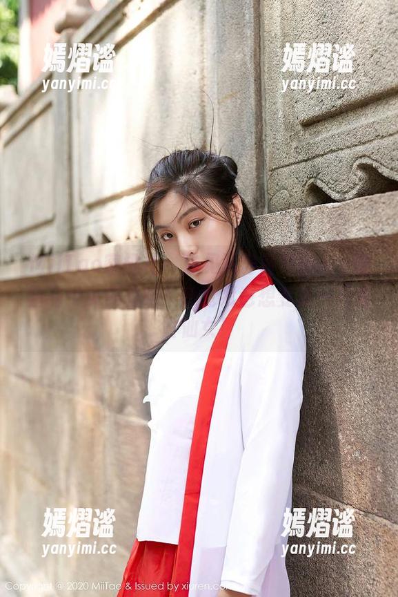 MiiTao蜜桃社 - 你见过静香Mandy最新的少女美图吗？感觉我也想变成一只复古仙女！