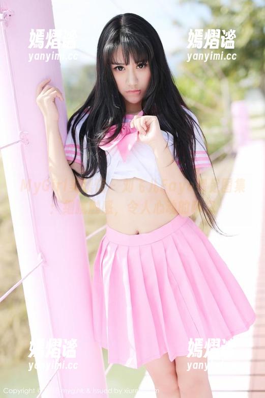 MyGirl美媛馆 - 刘飞儿Faye裸足图集：细腻触感，令人心动的瞬息