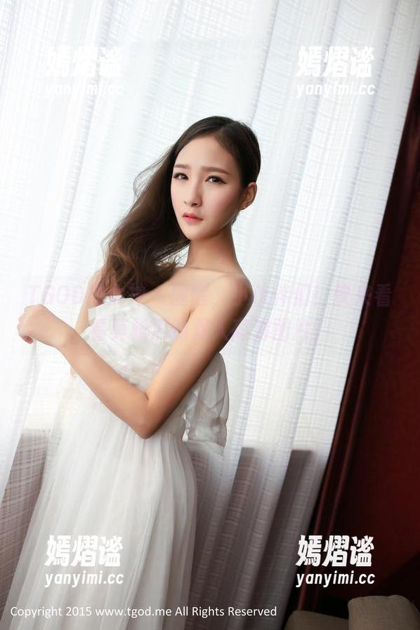 TGOD推女神 - 醒醒，小伙伴们！快来看看莫雅淇的双人高清图片！
