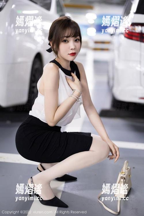 Xiuren秀人网 - 原图里的软软爱吃肉与海边完美融合，下载之后一定要好好欣赏哦！
