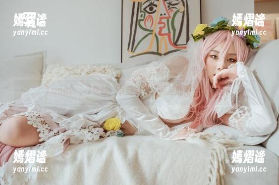 Yuna(윤아)婚纱：下载婚礼季节里的每一分感动！