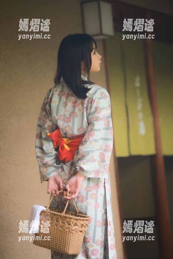 纯粹、真实、无圣光：いくみ(育美)学妹的套图令人心动！