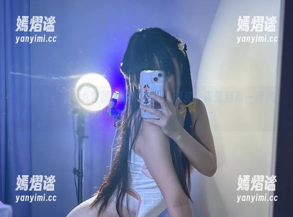 私拍兔女郎：九言图集中的轻盈与顽皮，真是别有一番风味！