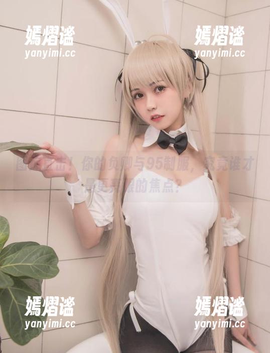 图库直击！你的负卿与95制服，究竟谁才是更亮眼的焦点？