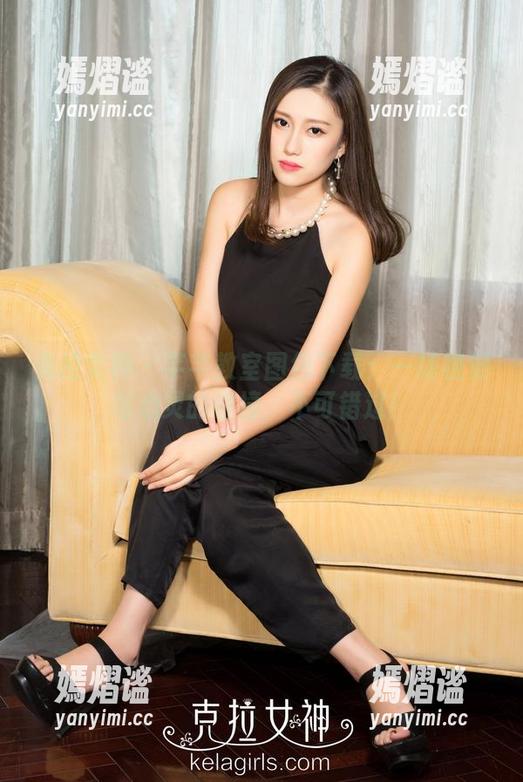 克拉女神 - 芊芊教室图包下载：一场视觉与心灵的碰撞，不可错过！