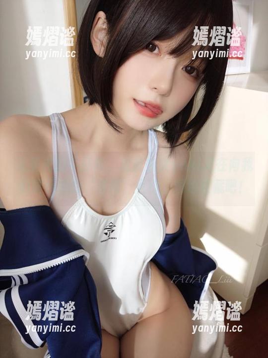 无圣光的牛仔裤，发条少女yoki又在向我们展示她的‘休闲’风格，图包收藏吧！