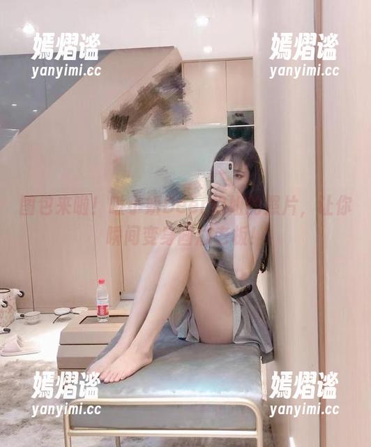 图包来啦！啾小妍Deer姐姐的照片，让你瞬间变身画廊老板！