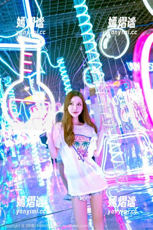 嗲囡囡 - 细腻高清写真，陈怡曼丝袜下的隐秘力量