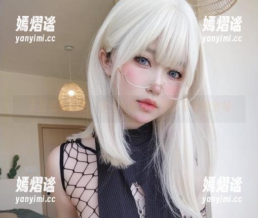 无圣光也不怕，女主K的万圣节图集惊艳全场
