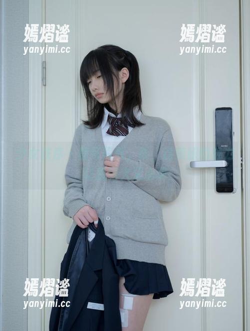 少女秩序 - 鹿可写真，唉，这美腿的魅力让我恼火又心动
