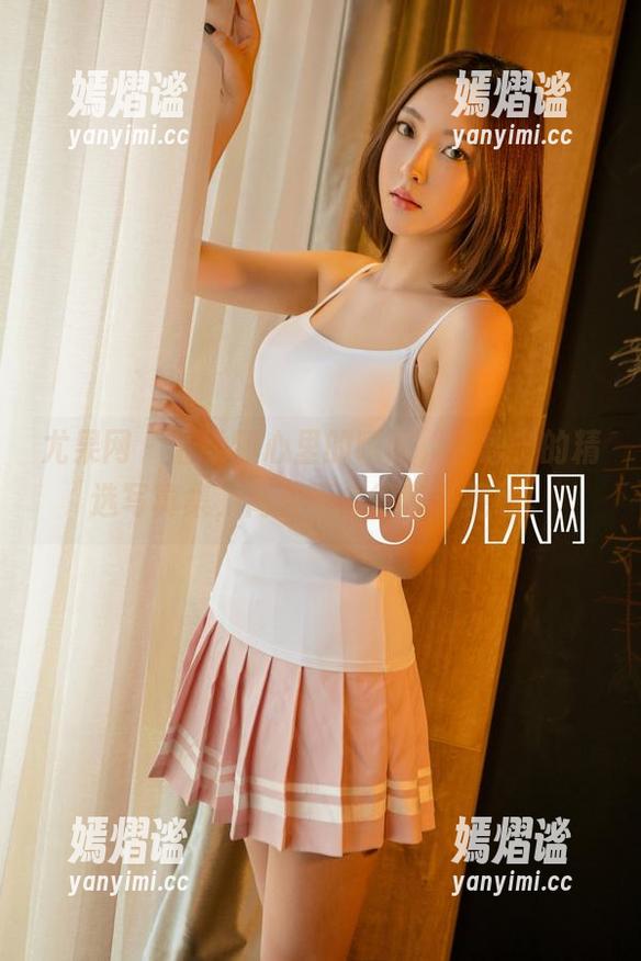 尤果网 - 温柔到心里的瞬间，李思宁的精选写真集，简直不舍得移开视线。