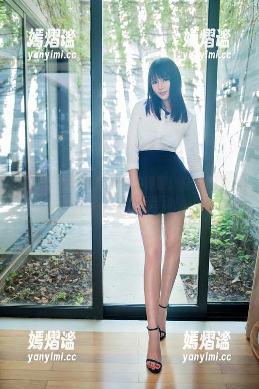 推女郎 - 李七喜的自拍资源：让你的心思跟着她的拍子舞动！
