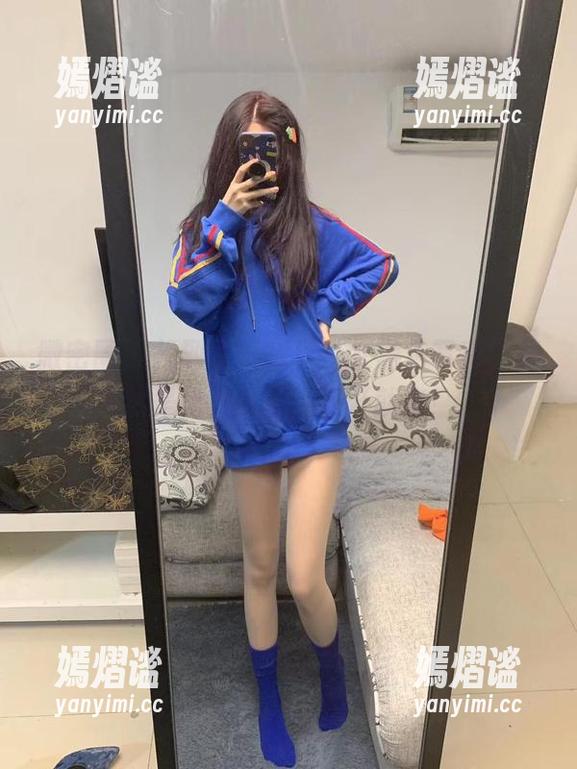 提袜少女 微密圈 - 找到了!提袜少女黑色写真,居然是免费资源,点开就来!