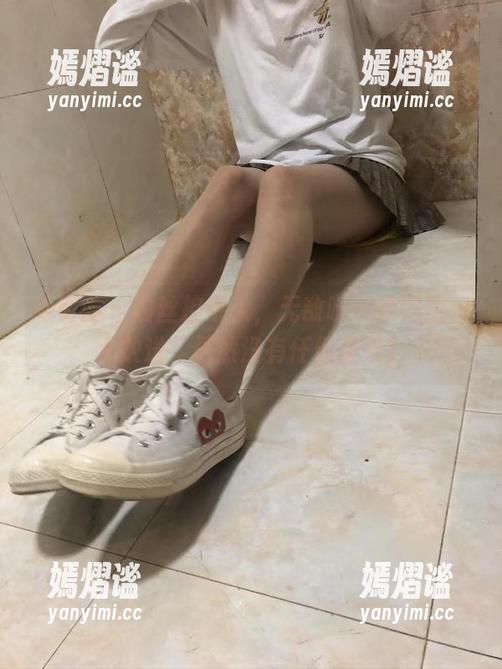 无敌哒小姨妈 微密圈 - 白丝控必入,无敌哒小姨妈图包大放送,居然没有任何圣光!