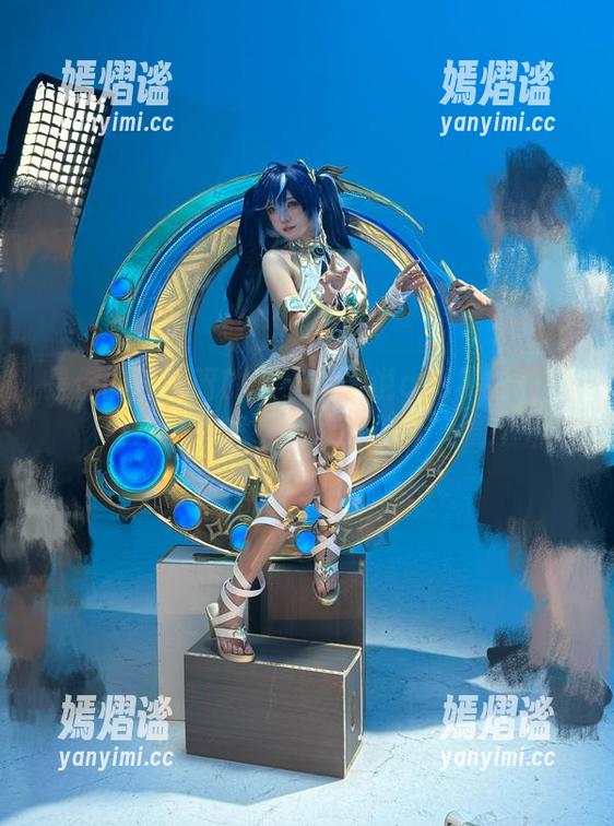 是你的阿薰呀的夏天：谁说cos不能和热浪共存？来看看她的‘燥’照！