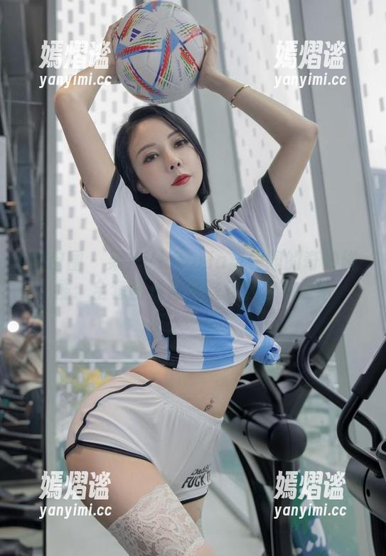 果儿Victoria 微密圈 - 果儿Victoria与校园的奇妙碰撞:全套图片竟然激起这么多思绪