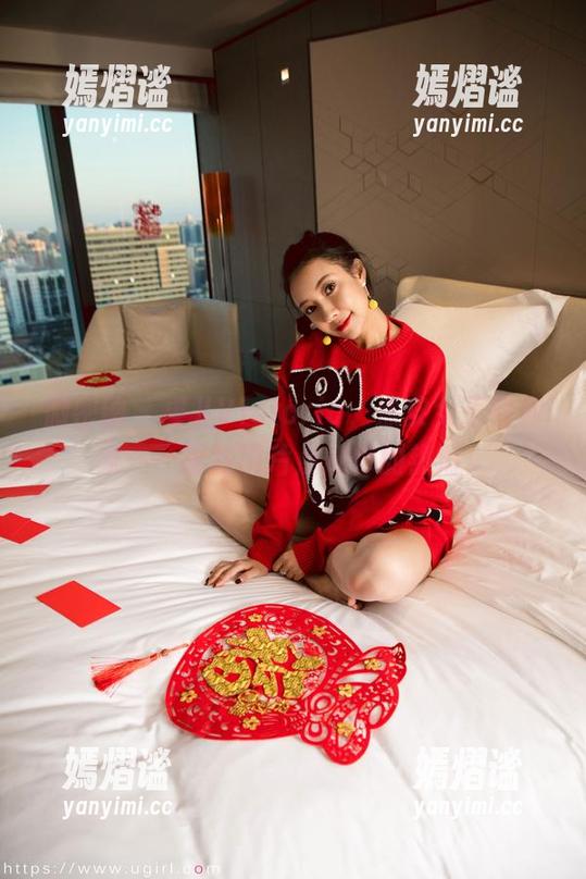 微密圈 - 果儿Victoria，漆皮女王到你家——福利图片点燃你的热情！