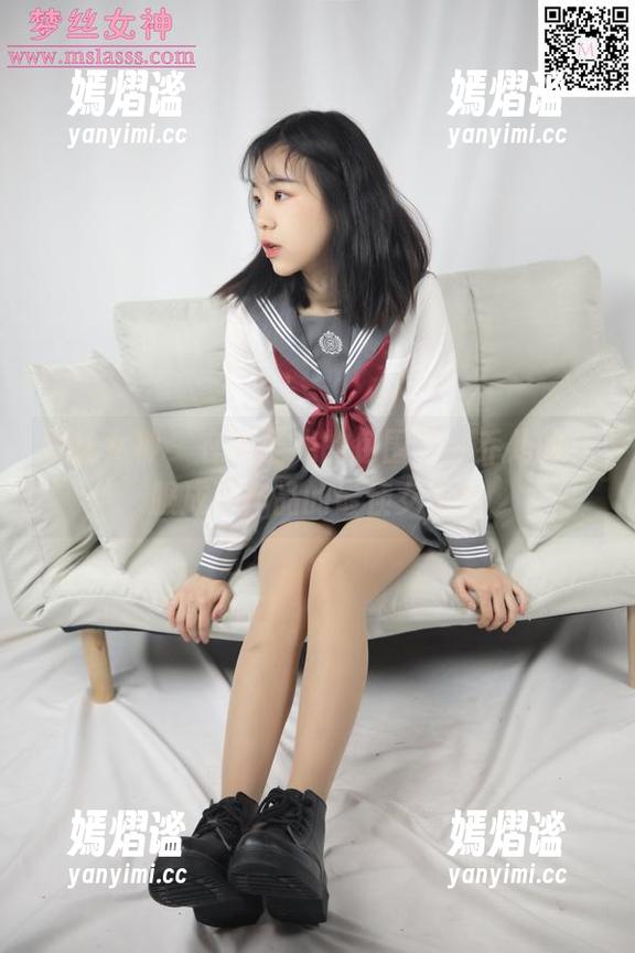 梦丝女神 - 在无圣光的包围下，乔儿的礼服成了作品的最佳女主角