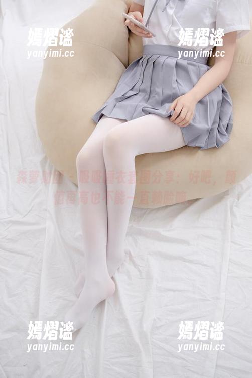 森萝财团-吸吸 森萝财团 - 吸吸睡衣套图分享:好吧,颜值再高也不能一直赖脸嘛。
