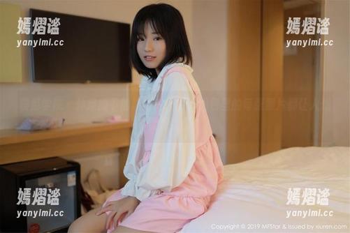 模范学院 - 体操服下的熊吖BOBO：图包里的每张照片都让人想要深入探讨