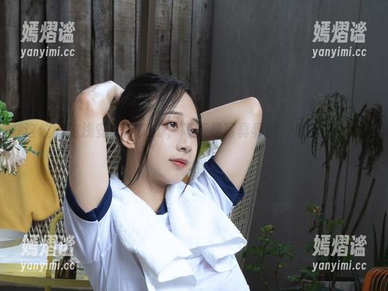 这位博主浅安安的美脚，简直是写真界的‘脚’色大咖！