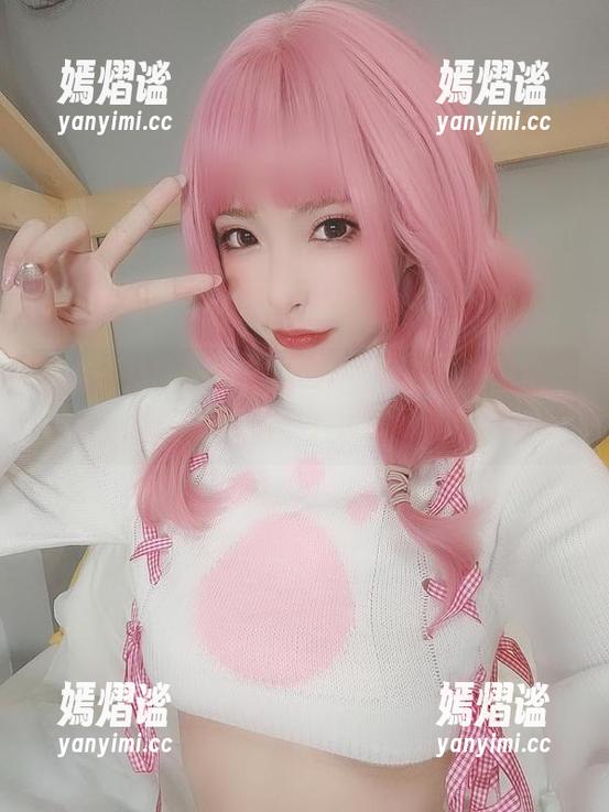 清水由乃的轻水海鸥岛RS牛仔街拍壁纸合集，来感受一下风的味道！