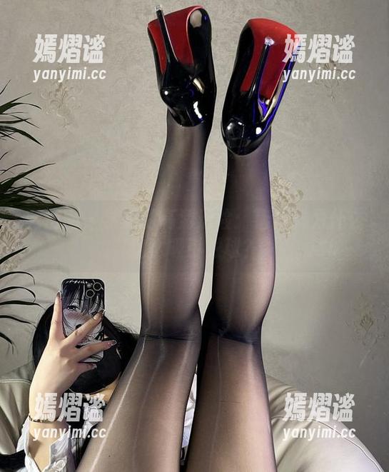 微密圈 - 学妹的高清历险：猪饲料为什么这么吸引眼球？