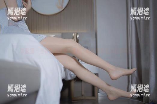 微密圈 - 当禅院熏与妃咲碰撞：这图册真让人欲罢不能？