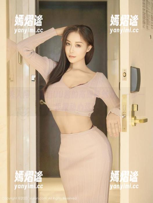 秀人网 - 精选UU酱的高跟鞋魅力，一步一步撩动心弦！