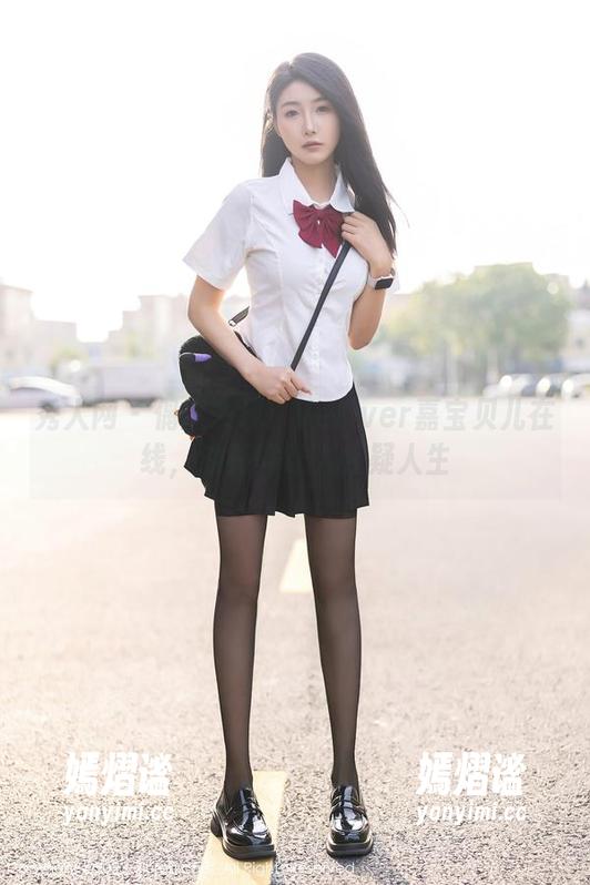 秀人网 - 偶然发现：Vetiver嘉宝贝儿在线，油亮得让人怀疑人生