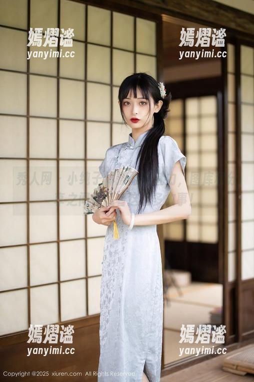 秀人网 - 小纯子体操服的魅力，图库和分享之间竟藏着这么多故事！