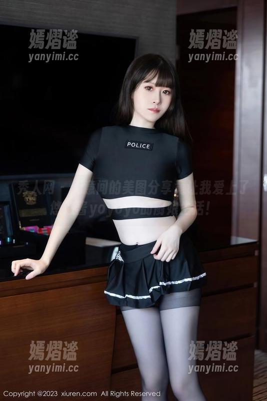 秀人网 - 无意间的美图分享竟让我爱上了悠悠酱yoyoyo的厨娘生活！