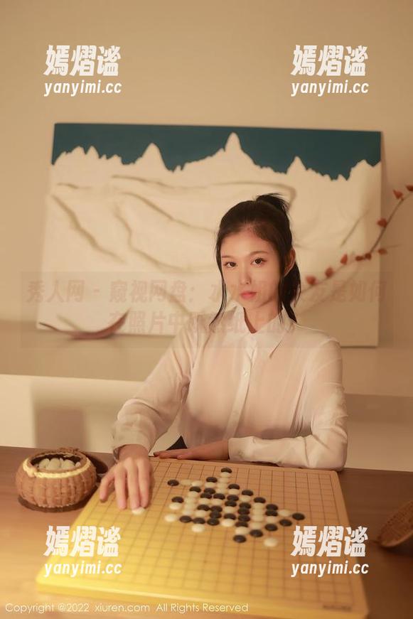 秀人网 - 窥视网盘：水水姐的女友是如何在照片中跃然纸上的？