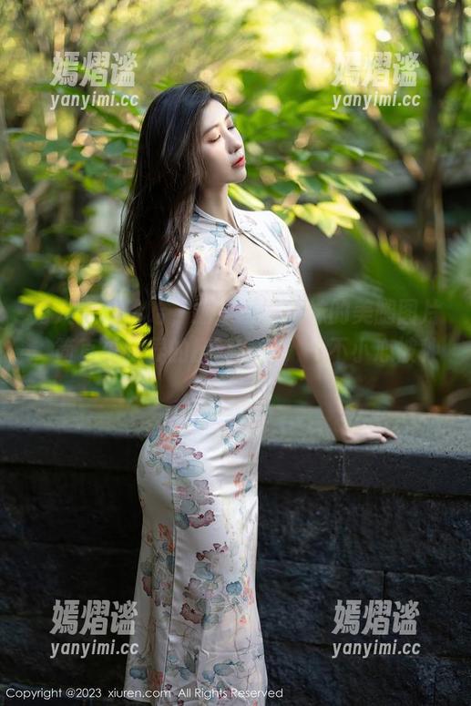 秀人网 - 哈哈，猫咪巨臀妹妹的美腿图片，简直是腿界的撩妹高手，一不小心被种草！