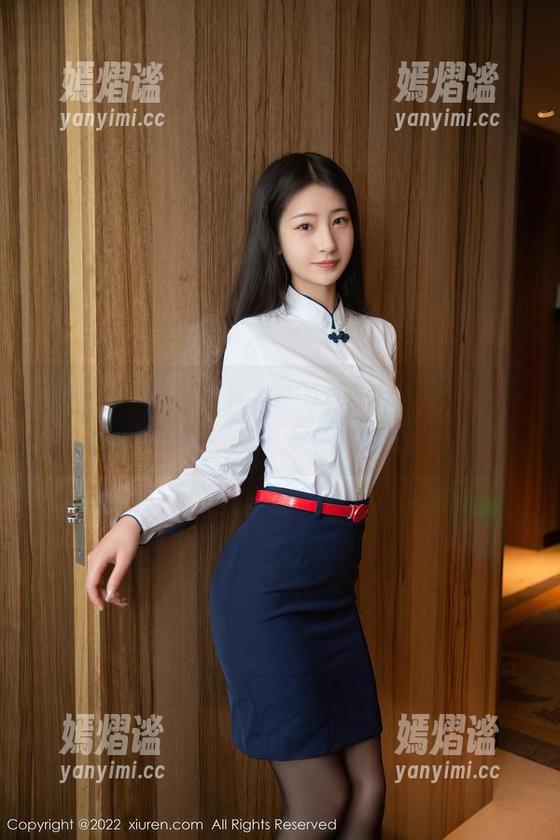 秀人网 - 盼盼龙女sunny的肉丝照片合集，轻轻一瞥竟让人小心脏乱跳。