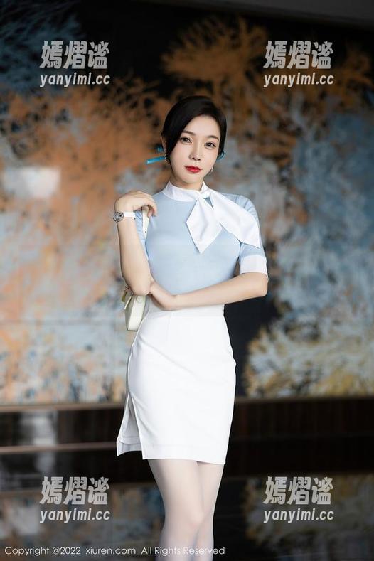秀人网 - 金允珍呐的图集：这是任何秘书都该有的专属日常，来得正好！