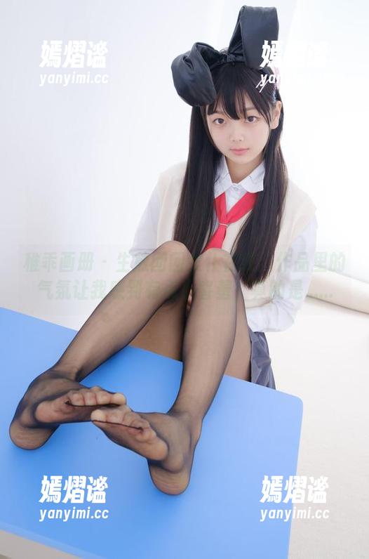 稚乖画册 - 生煎团团女仆在线：作品里的气氛让我感到有点小害羞，真的是......