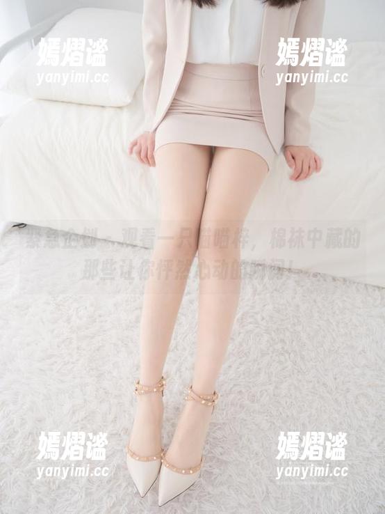 紧急企划 - 观看一只喵喵梓，棉袜中藏的那些让你怦然心动的瞬间！