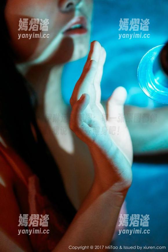 蜜桃社 - 伊琳运动美图：每一张原图都像在跟我说‘快去健身吧！’