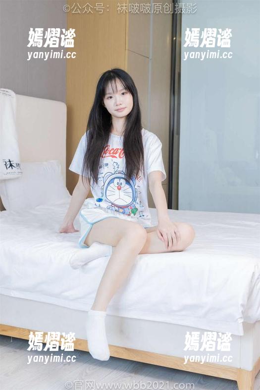 袜啵啵-小甜豆 袜啵啵 - 小甜豆写真合集:那只脚的小腿黑丝,竟然是我的视线无法逃脱的吸引力!