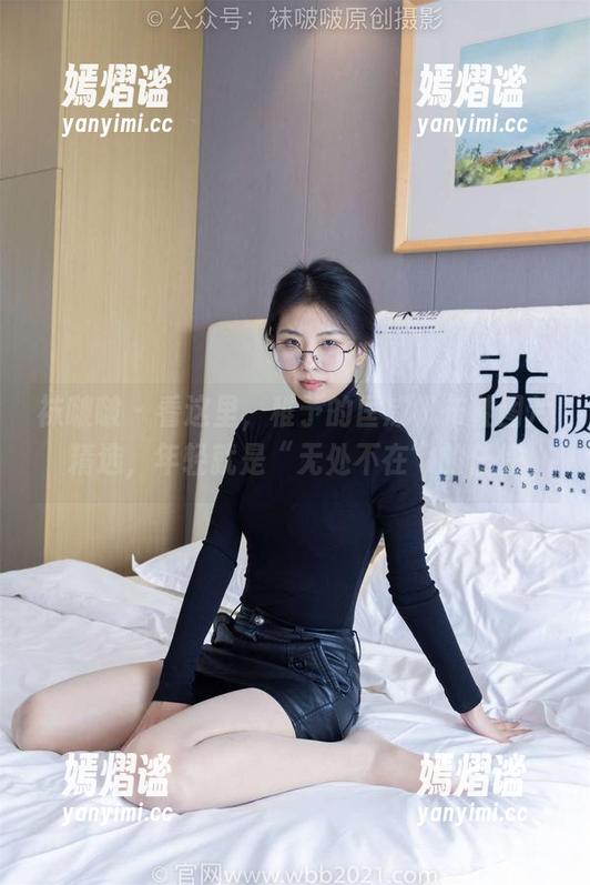 袜啵啵 - 看这里，稚予的匡威帆布鞋图片精选，年轻就是“无处不在”的任性