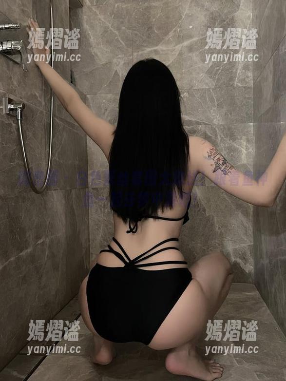 微密圈 - 白色蕾丝套图大放送！跟着鱼神鱼一起去梦中游吧！